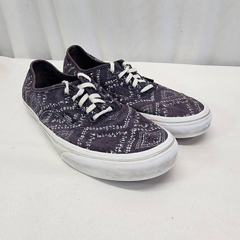 VANS Off The Wall Sneakers Womens Size 9 Ditsy Bandana Print Canvas